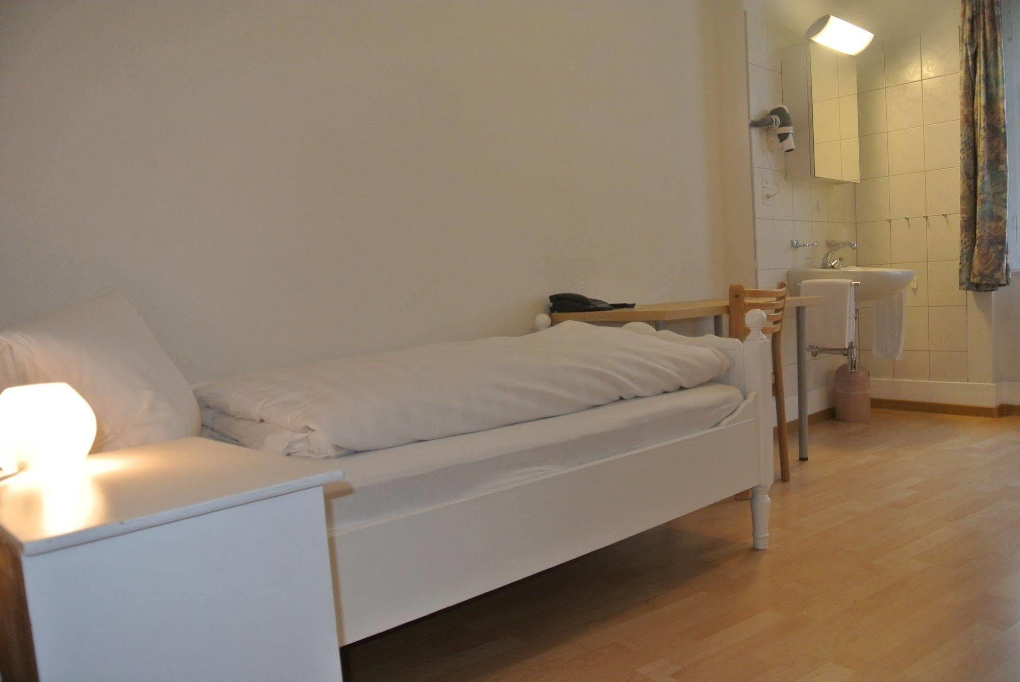Hotel Drei Koenige 2*